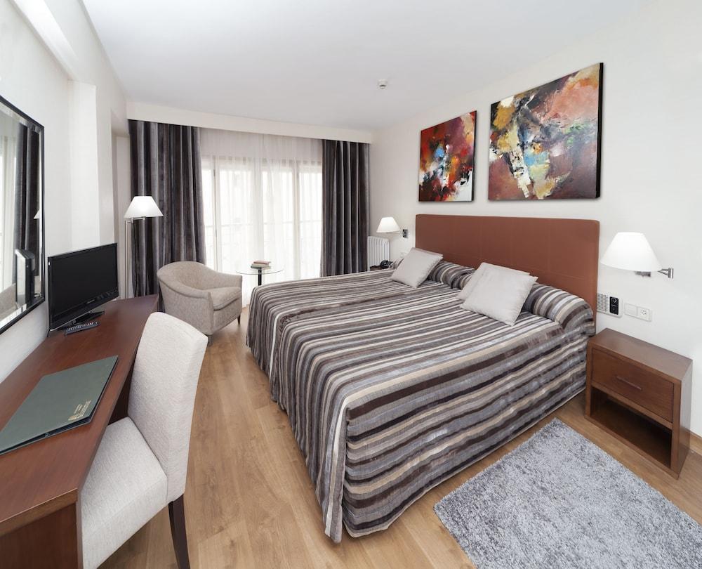 Aparto-Hotel Rosales Madrid Ngoại thất bức ảnh