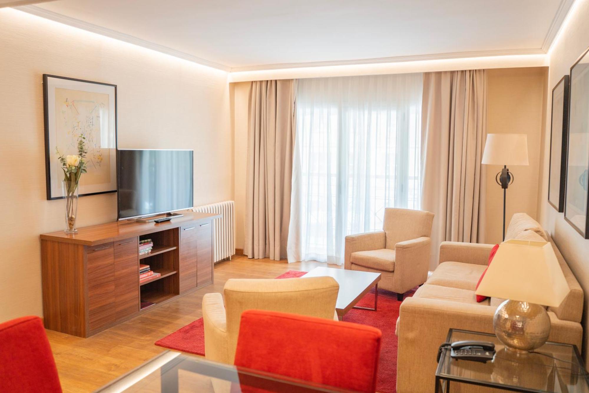 Aparto-Hotel Rosales Madrid Ngoại thất bức ảnh